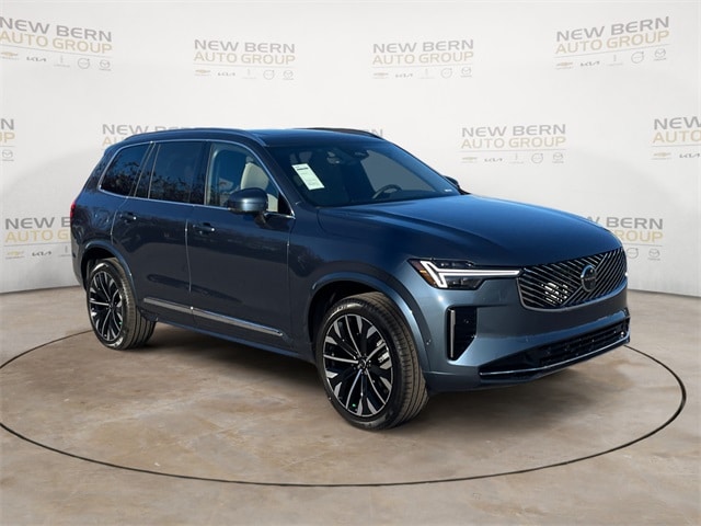 2026 Volvo XC90 Plus - Photo 7