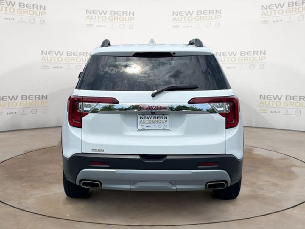 Used 2023 GMC Acadia SLT SUV
