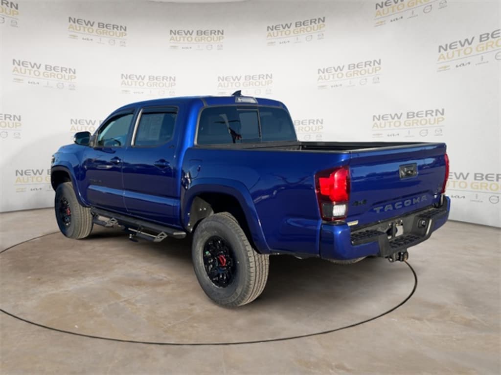 Used 2022 Toyota Tacoma SR Truck