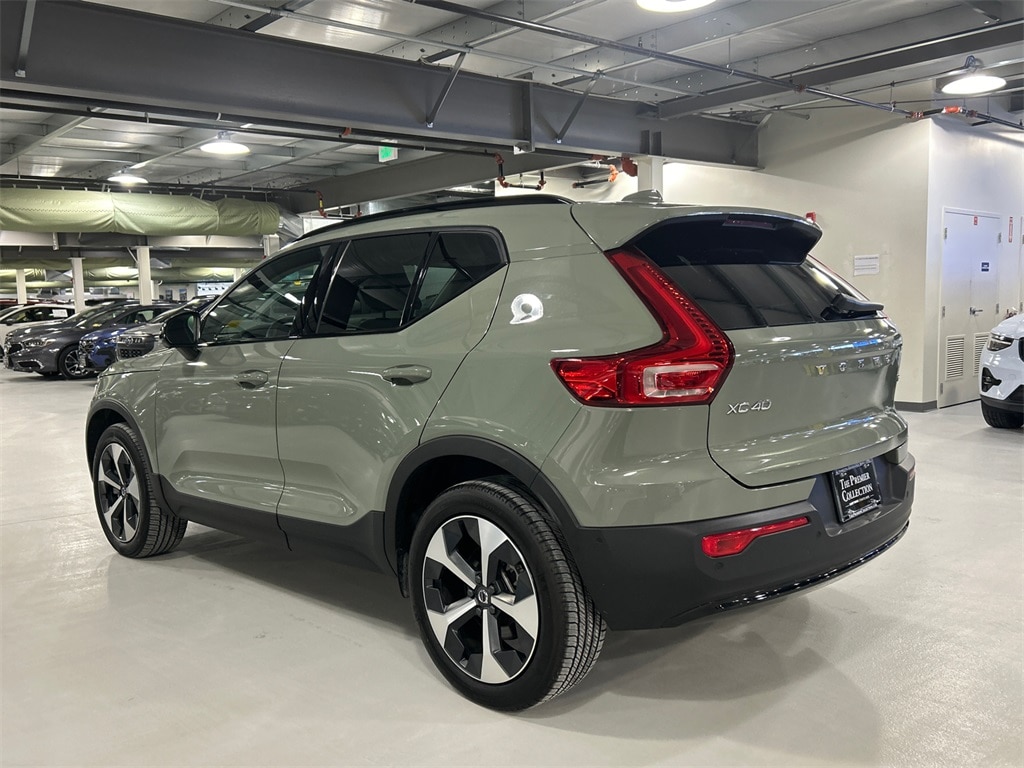 Certified 2024 Volvo XC40 B5 Plus Dark SUV
