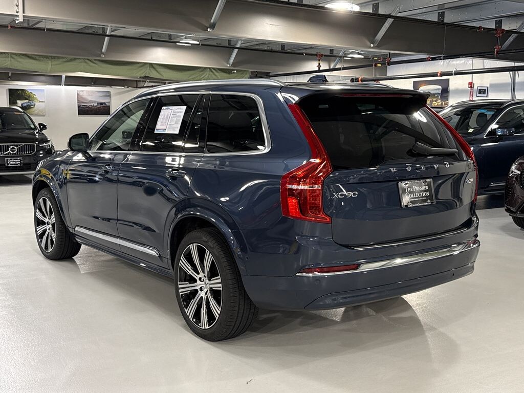 Certified 2025 Volvo XC90 plug-in hybrid T8 Plus 7-Seater SUV