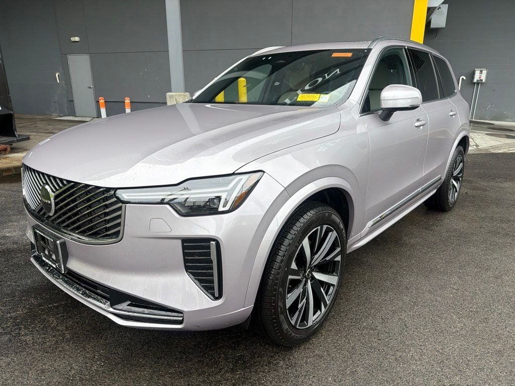 New 2026 Volvo XC90 B6 Core SUV