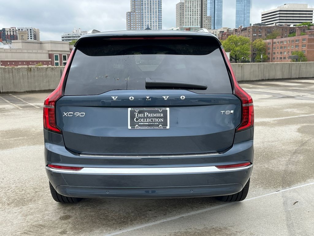 New 2026 Volvo XC90 plug-in hybrid T8 Plus 7-Seater SUV