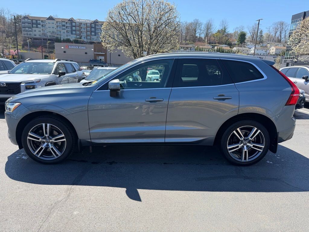 Used 2020 Volvo XC60 T6 Momentum SUV