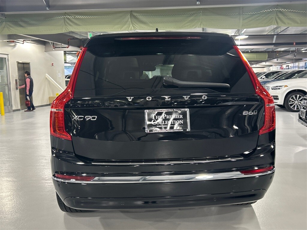 2024 Volvo XC90 Plus photo 2