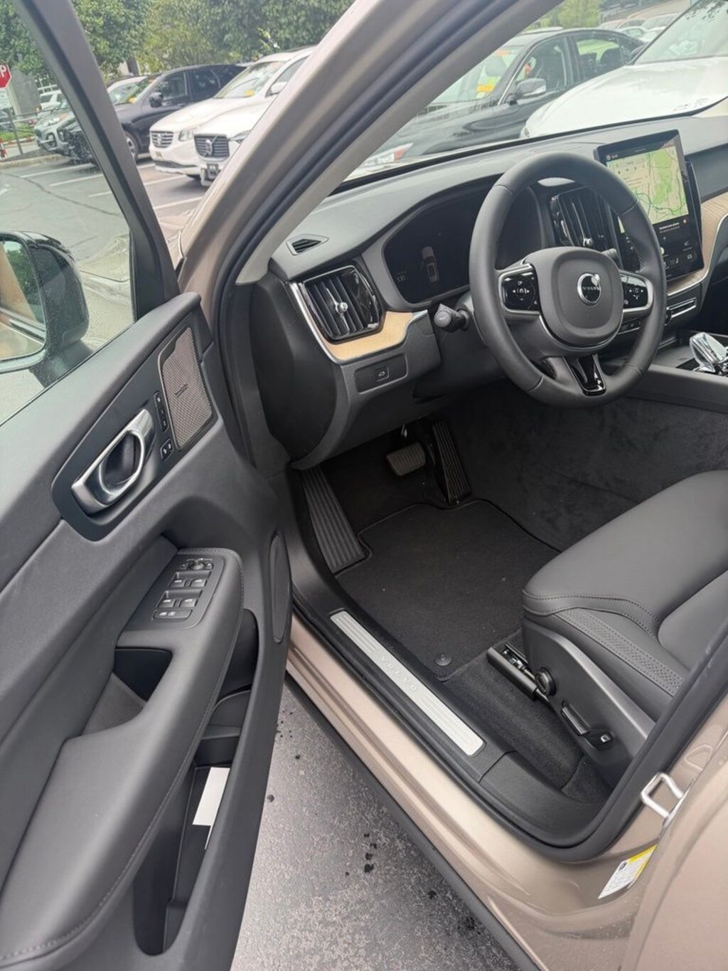 Used 2026 Volvo XC60 B5 Plus SUV