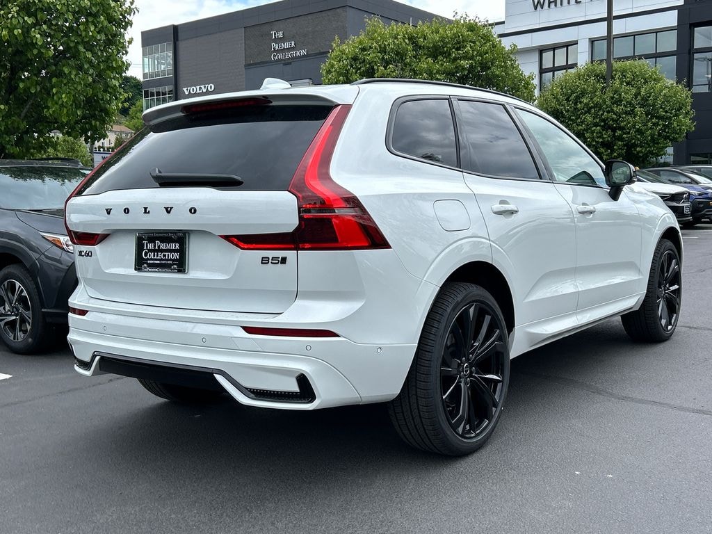 New 2026 Volvo XC60 B5 Ultra Black Edition SUV