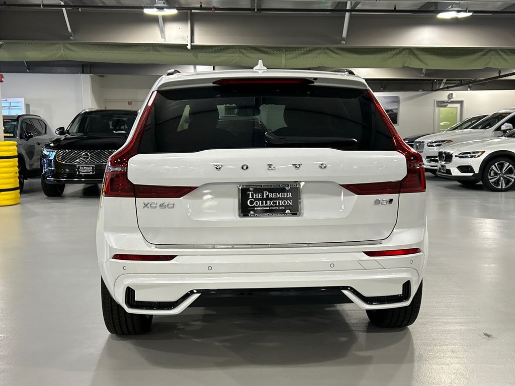 New 2026 Volvo XC60 B5 Plus SUV
