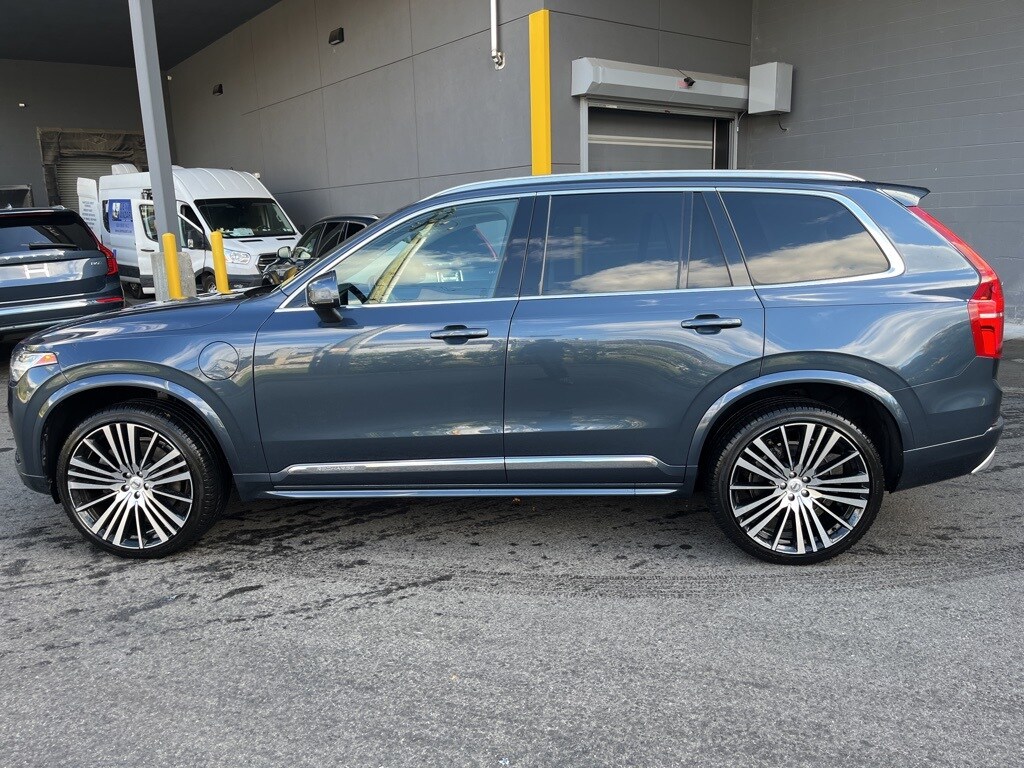 2021 Volvo XC90 Recharge T8 Inscription Expression photo 3