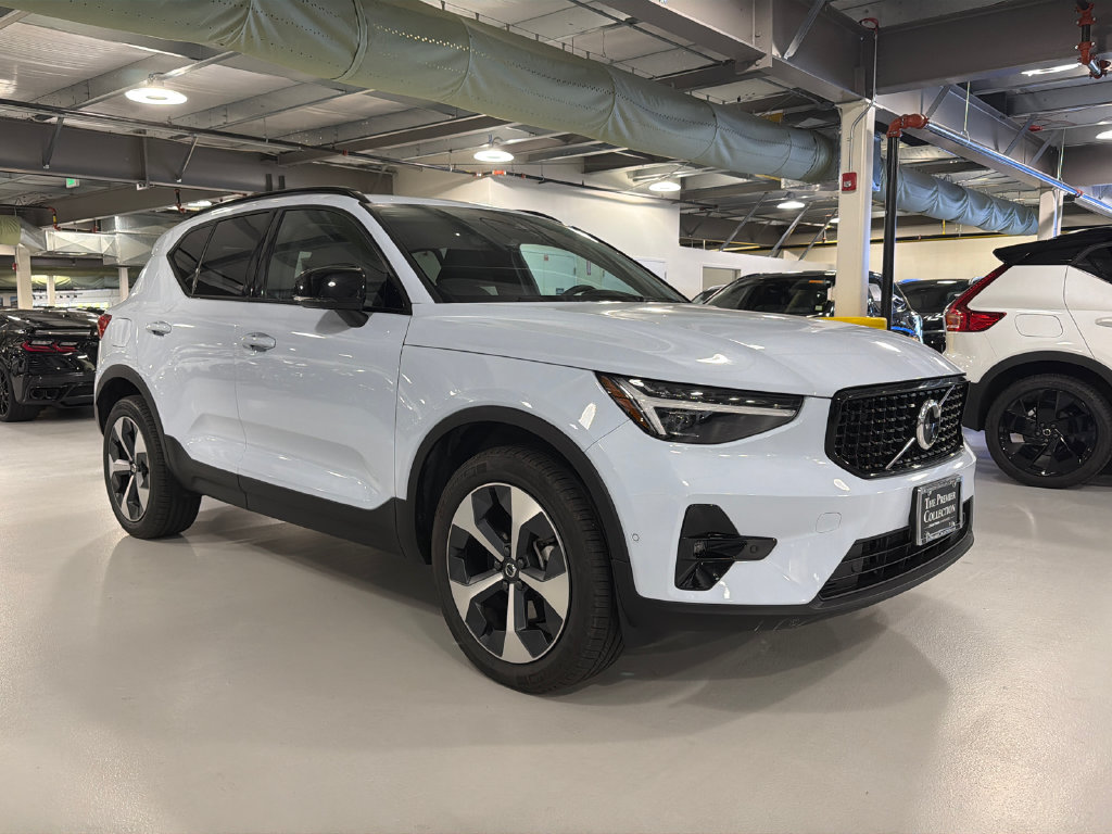 2026 Volvo XC40