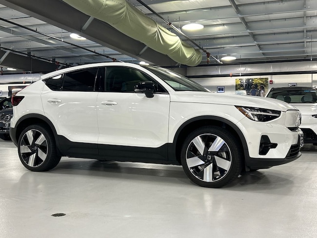 2023 Volvo C40 Recharge Pure Electric Twin Ultimate SUV