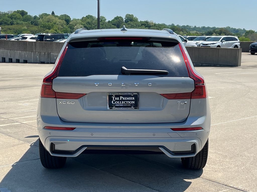 New 2026 Volvo XC60 plug-in hybrid T8 Plus SUV