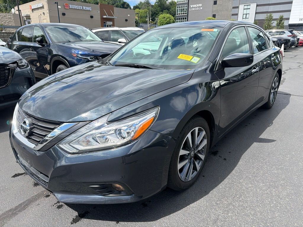 Used 2017 Nissan Altima 2.5 Sedan