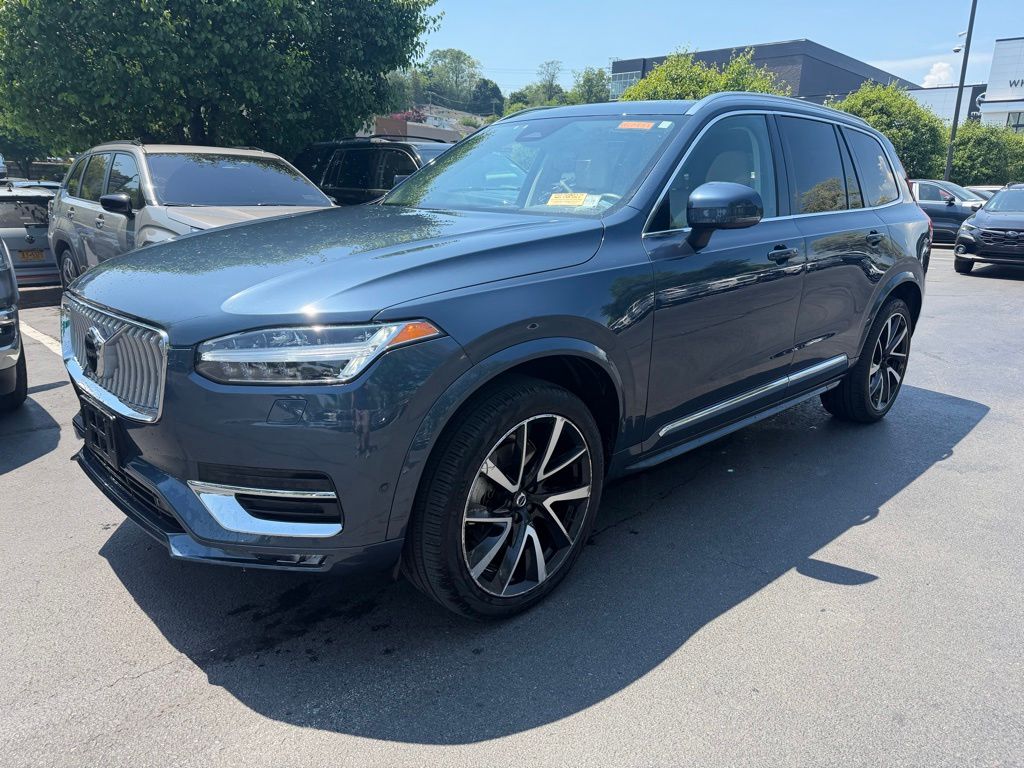 2023 Volvo XC90 B6 Plus 7-Seater 4WD's photo
