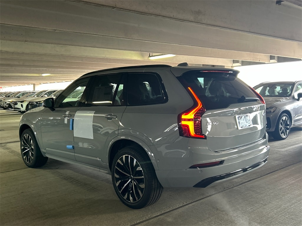 New 2026 Volvo XC90 B6 Ultra Dark Theme 7-Seater SUV
