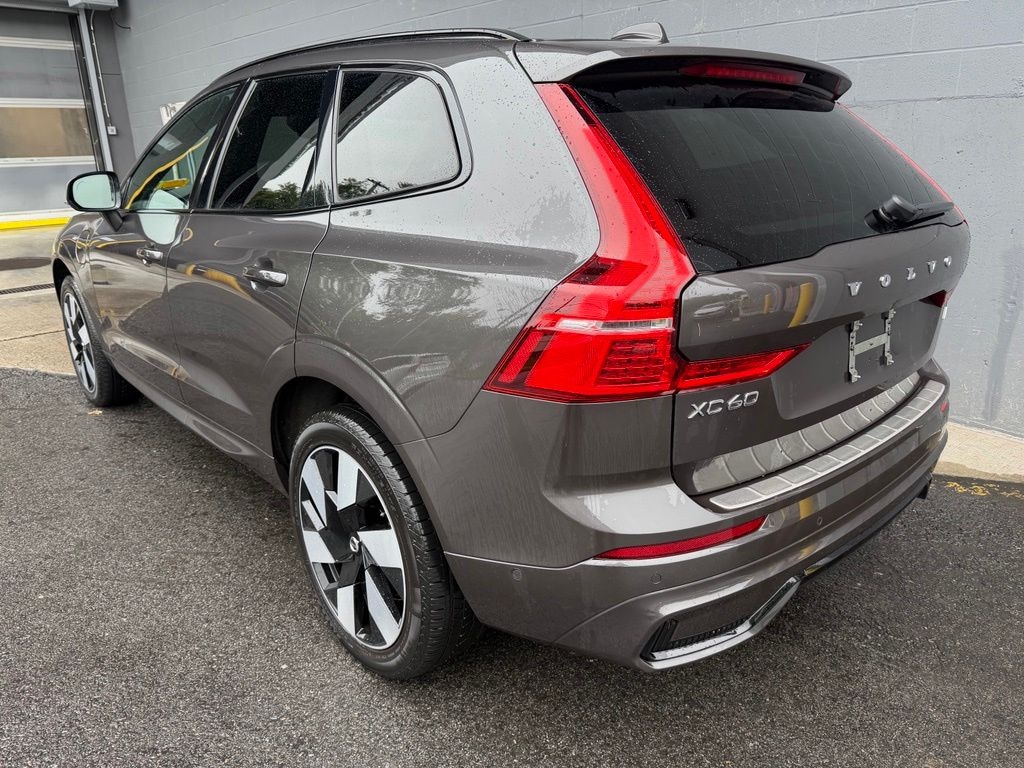 Used 2023 Volvo XC60 Recharge Plug-In Hybrid Plus Dark SUV