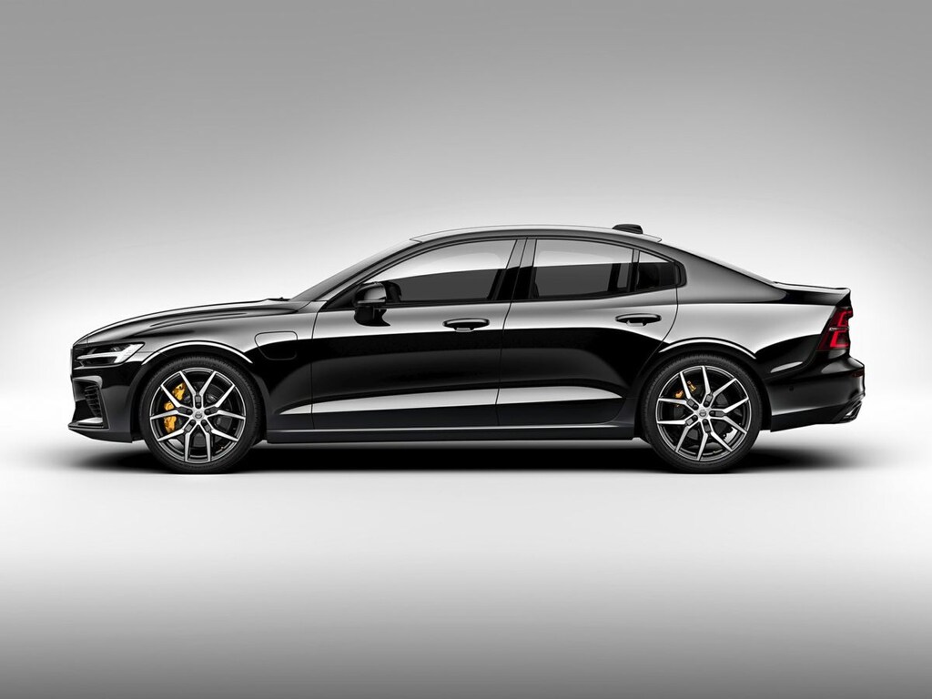 Used 2021 Volvo S60 Recharge Plug-In Hybrid T8 R-Design Expression Sedan