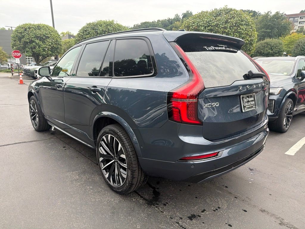 New 2026 Volvo XC90 B6 Ultra Dark Theme 7-Seater SUV