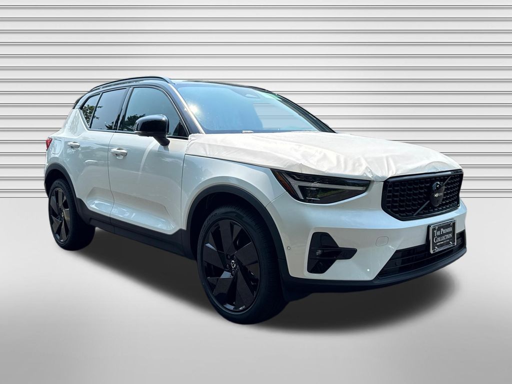  Volvo XC40
