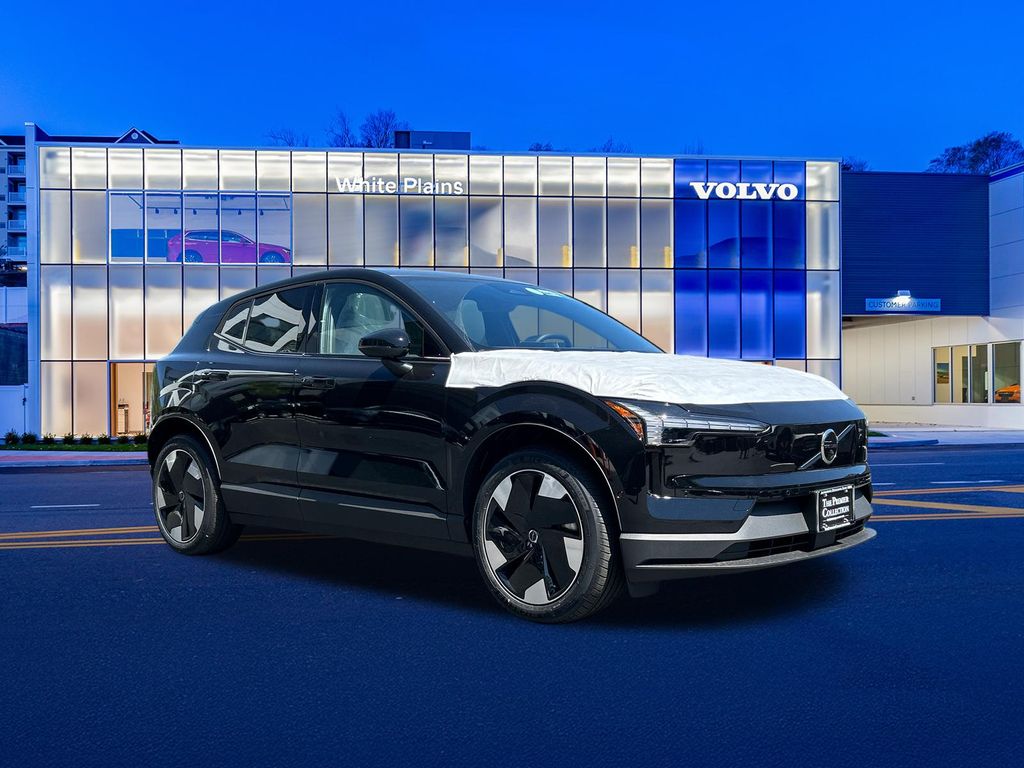 2026 Volvo EX30 Twin Motor Performance Ultra's photo