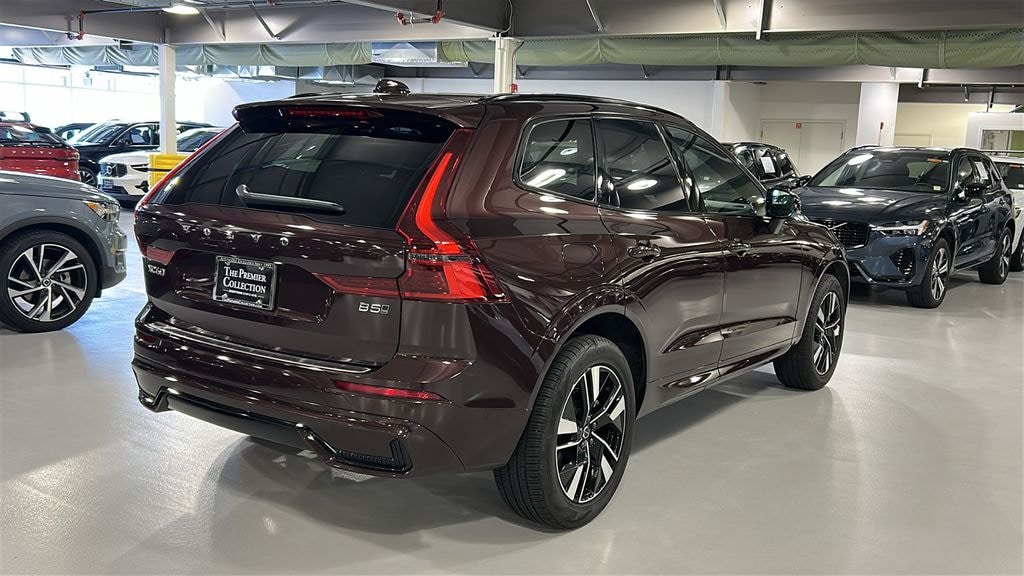 New 2026 Volvo XC60 B5 Plus SUV