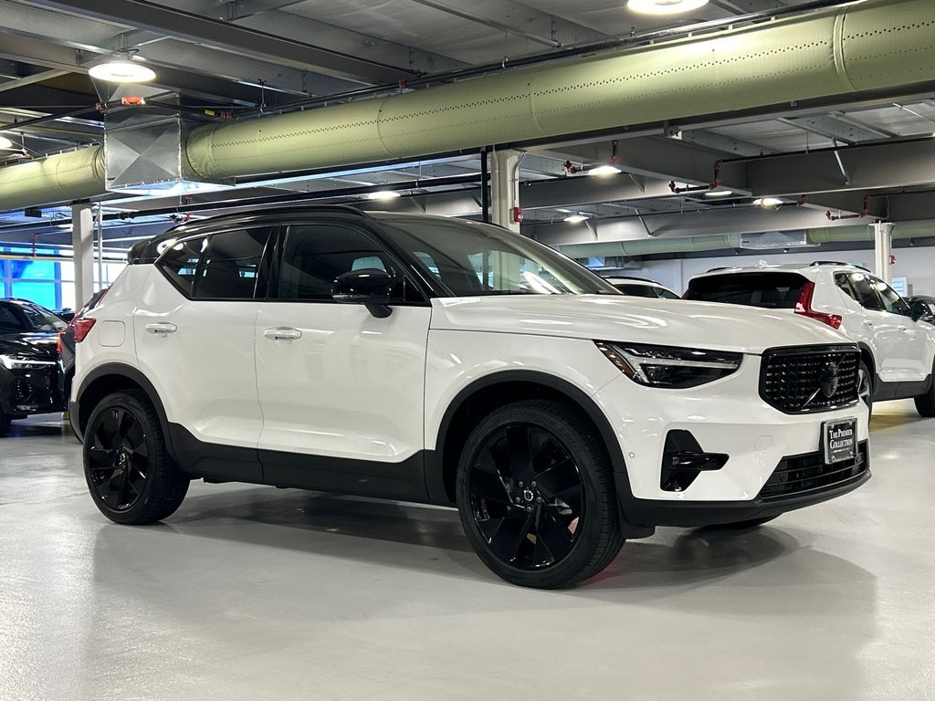 New 2026 Volvo XC40 B5 Ultra Black Edition SUV
