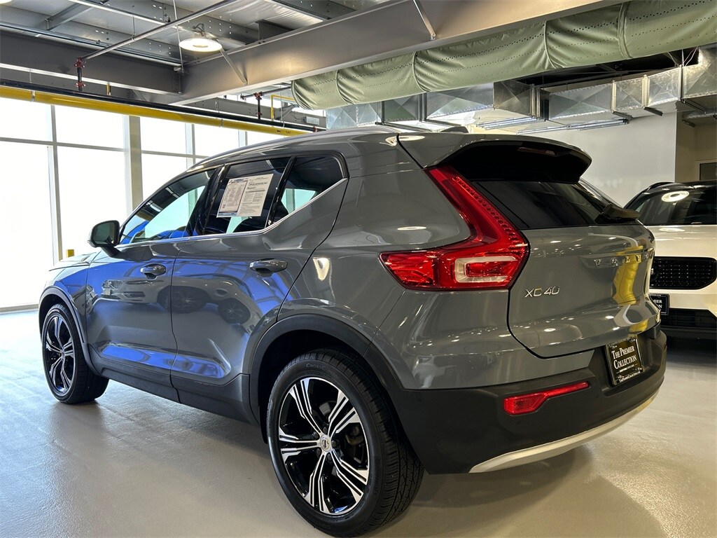 2021 Volvo XC40 T5 Inscription photo 4