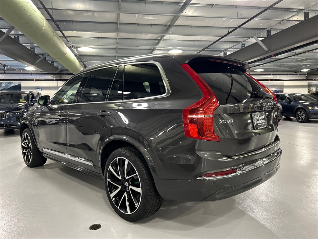 2024 Volvo XC90 B5 Plus photo 4