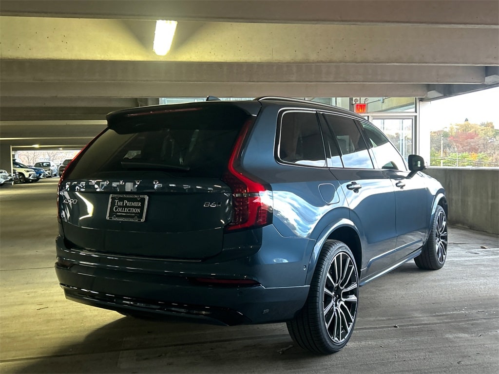 New 2026 Volvo XC90 B6 Ultra Dark Theme 6-Seater SUV