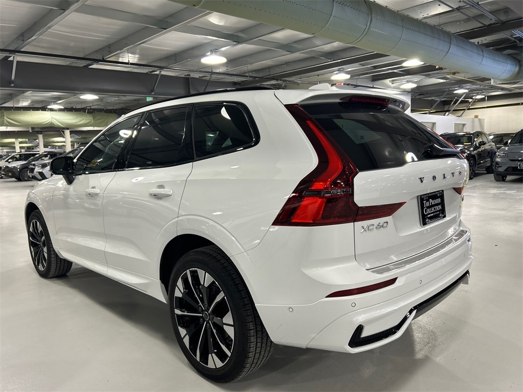 New 2026 Volvo XC60 B5 Plus SUV