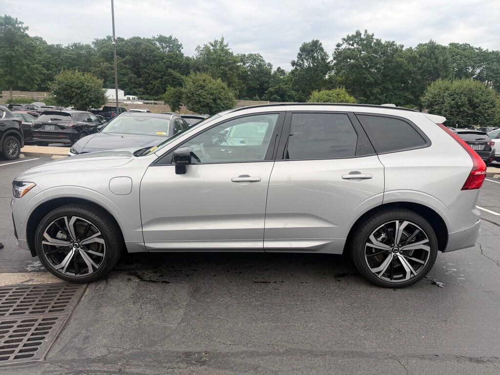 Used 2025 Volvo XC60 plug-in hybrid T8 Ultra SUV