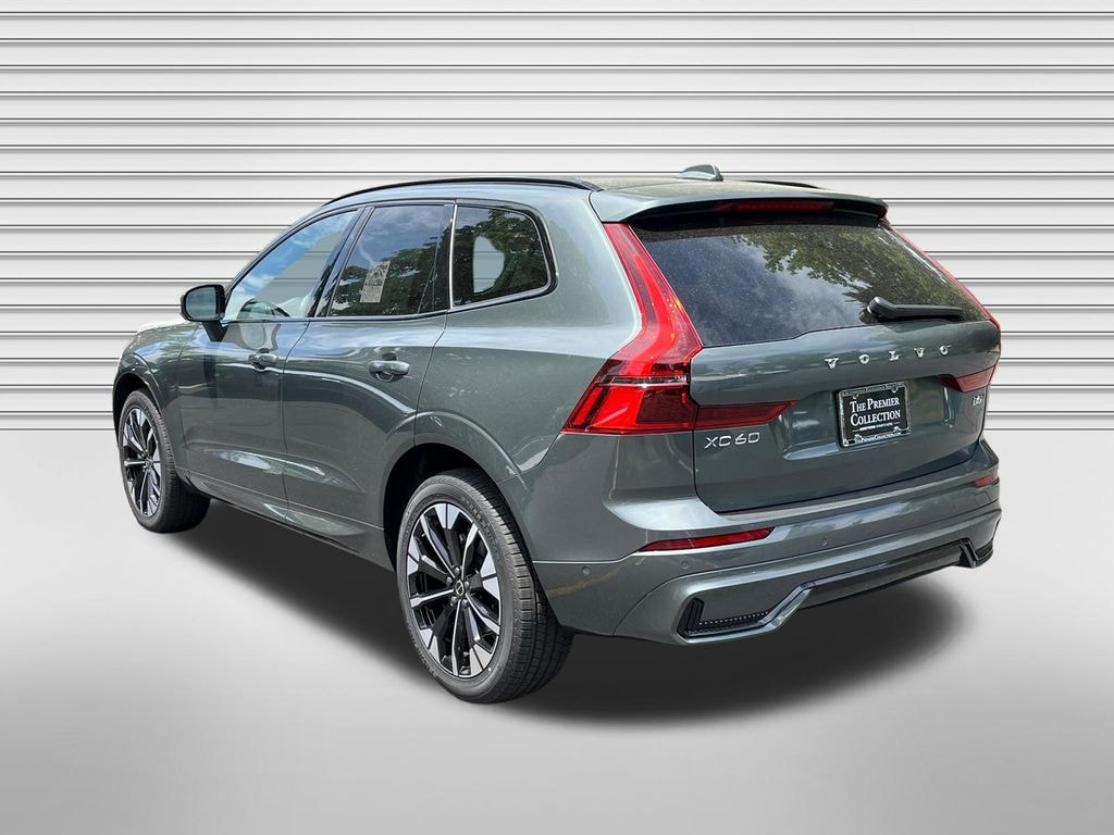 New 2026 Volvo XC60 B5 Plus SUV
