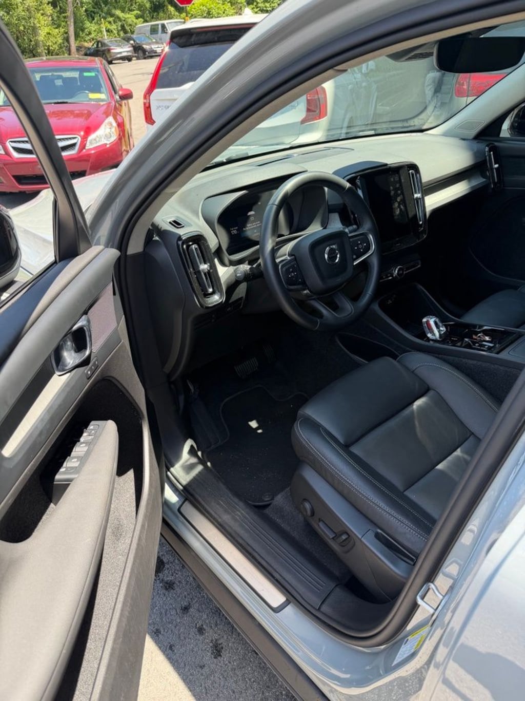 Used 2026 Volvo XC40 B5 Plus SUV