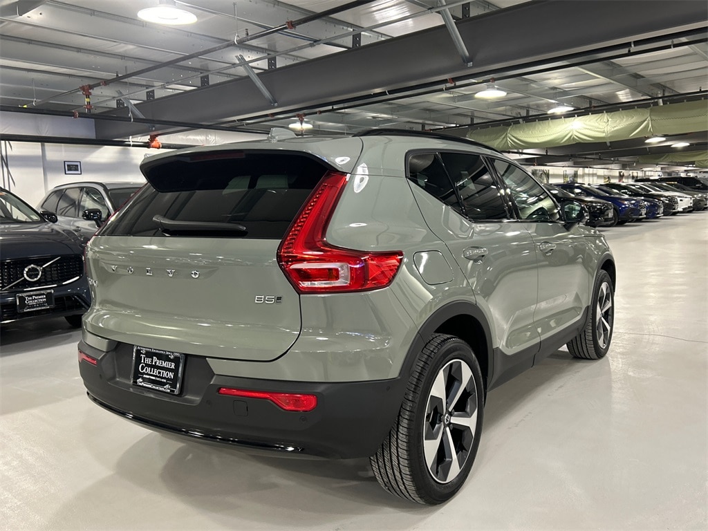Certified 2024 Volvo XC40 B5 Plus Dark SUV