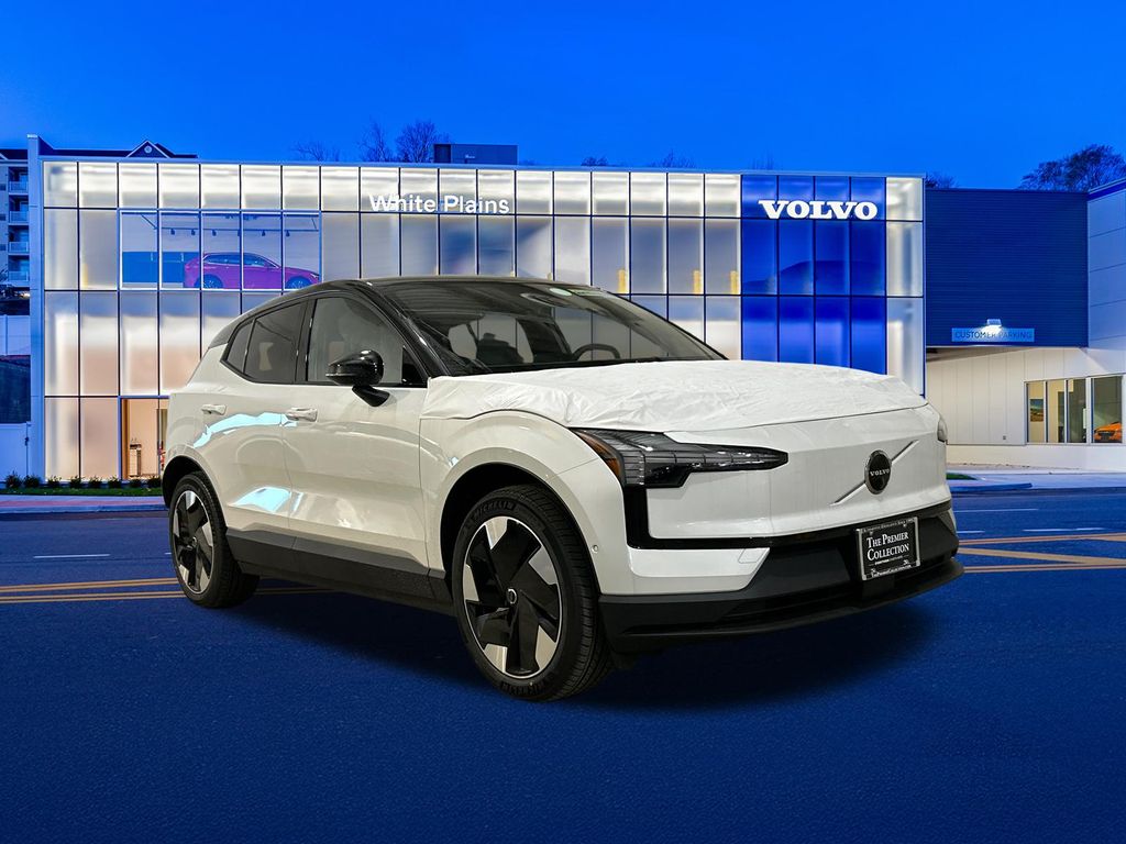 2026 Volvo EX30 Twin Motor Performance Ultra's photo