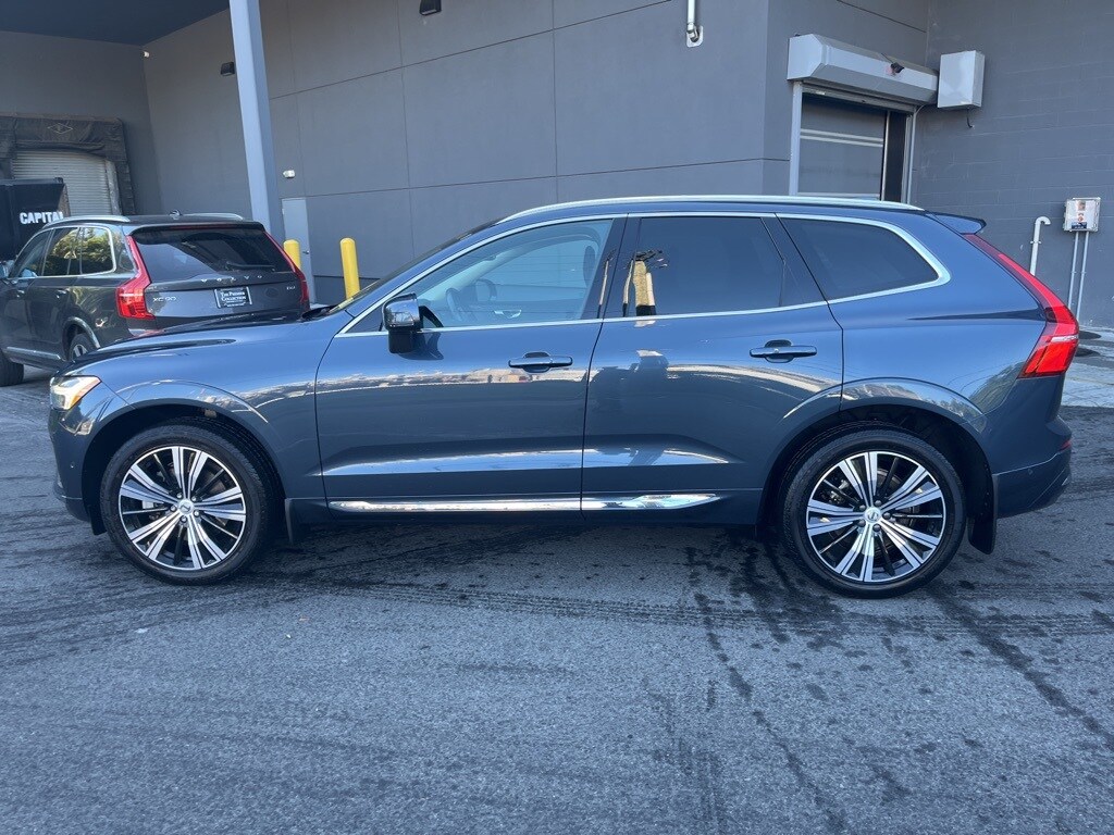 2022 Volvo XC60 Inscription photo 3