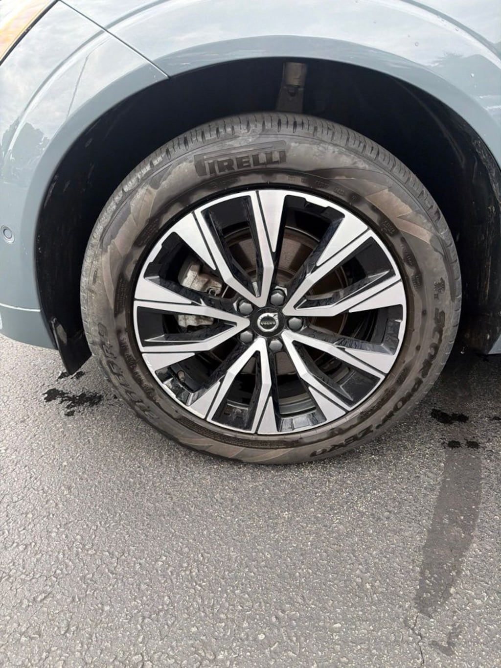 Used 2024 Volvo XC60 B5 Plus Dark SUV