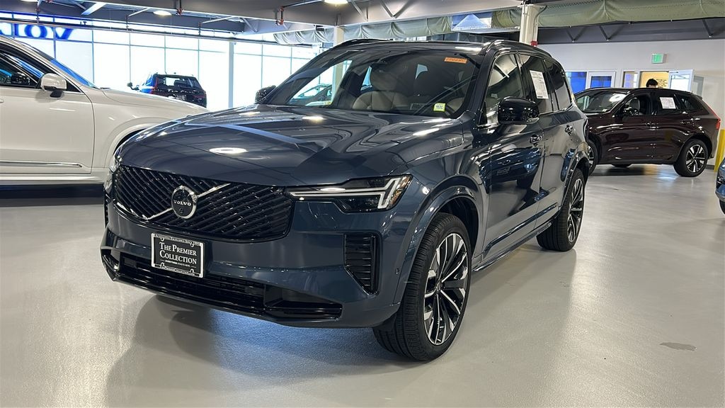 New 2026 Volvo XC90 B6 Ultra Dark Theme 7-Seater SUV