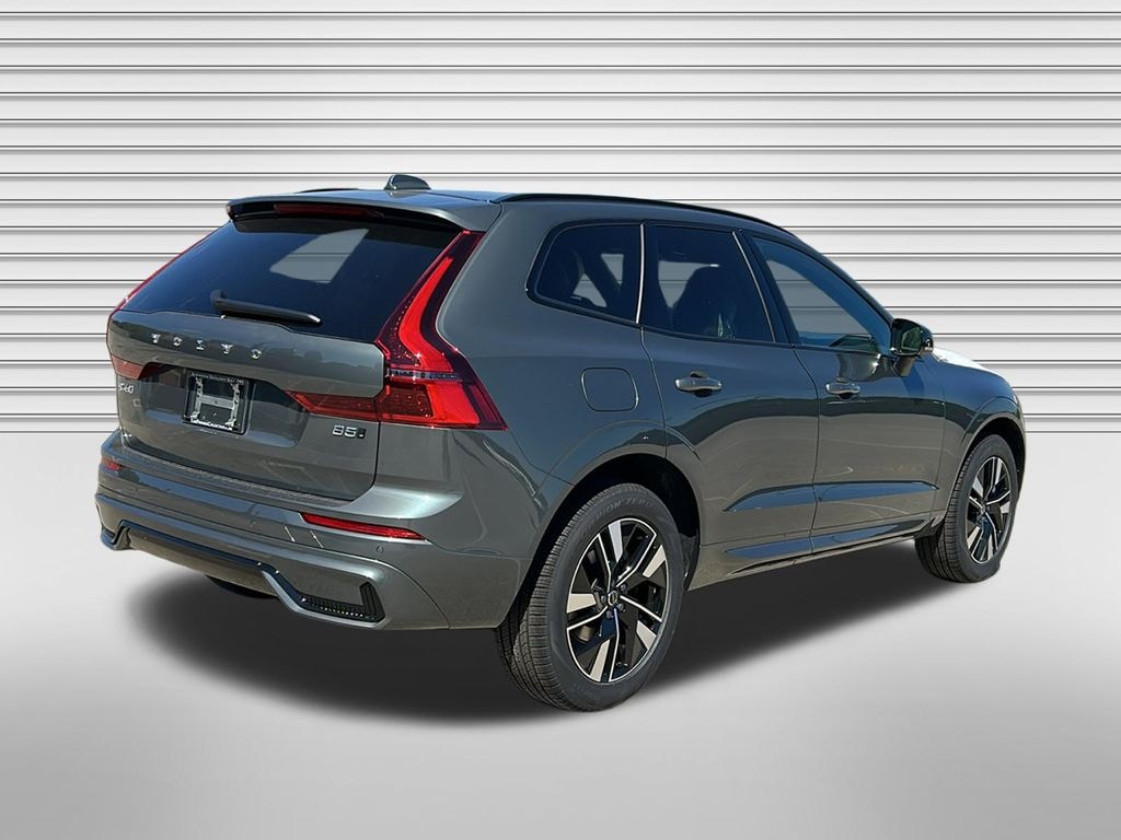 New 2027 Volvo XC60 B5 Core SUV