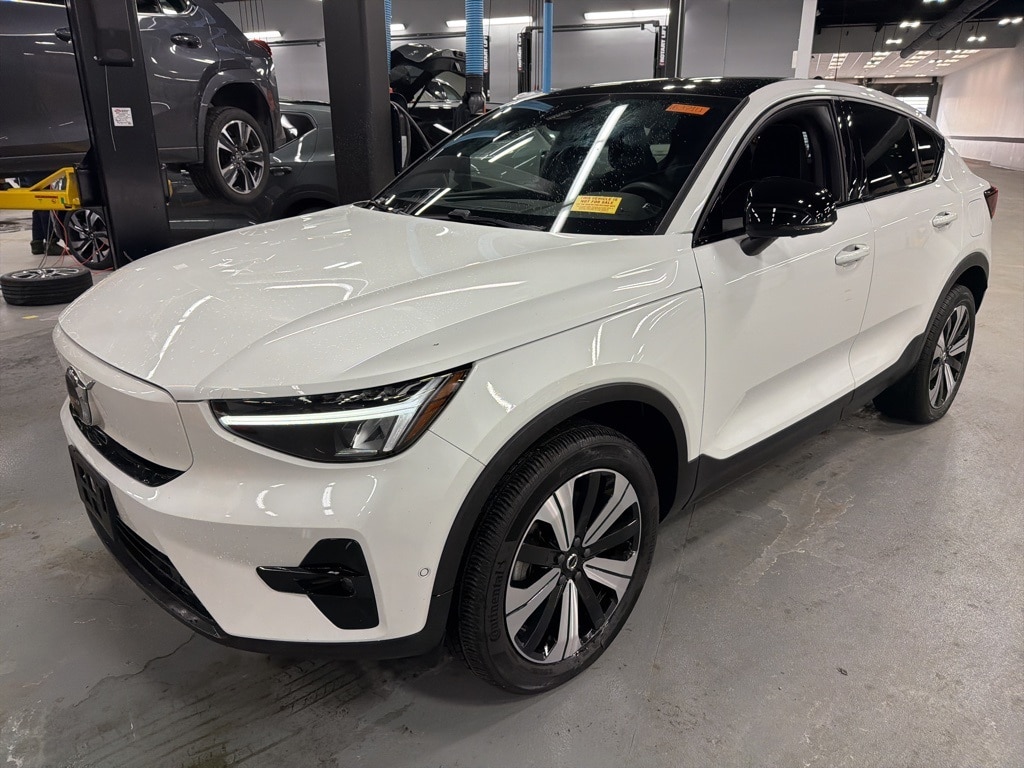 2023 Volvo C40 Plus