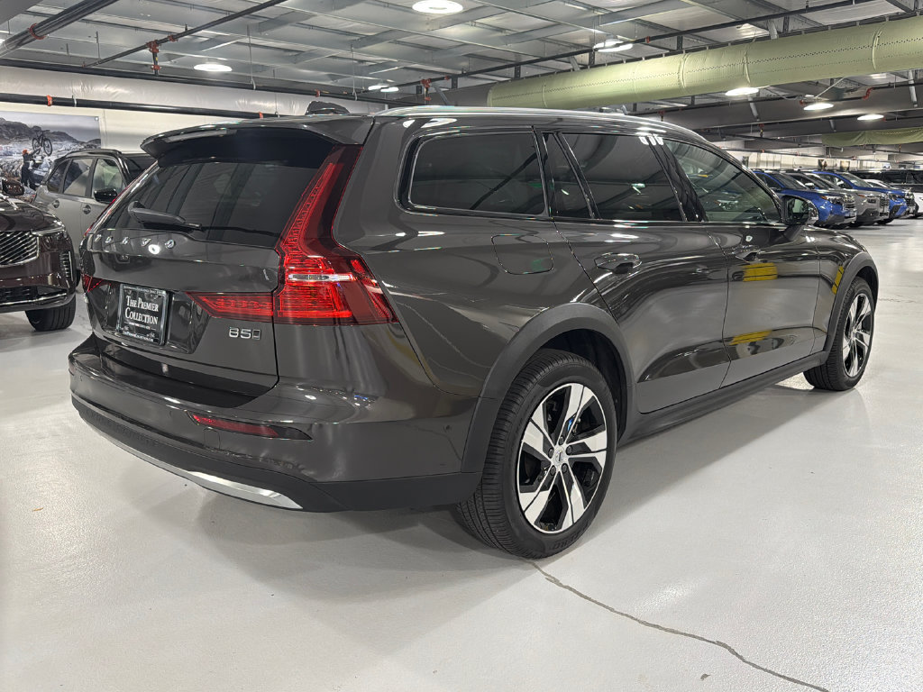 Certified 2025 Volvo V60 Cross Country B5 Plus Wagon