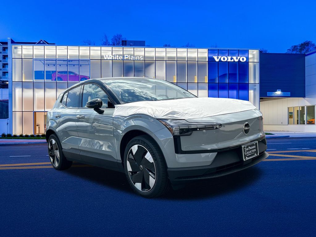 2026 Volvo EX30 Twin Motor Performance Plus's photo