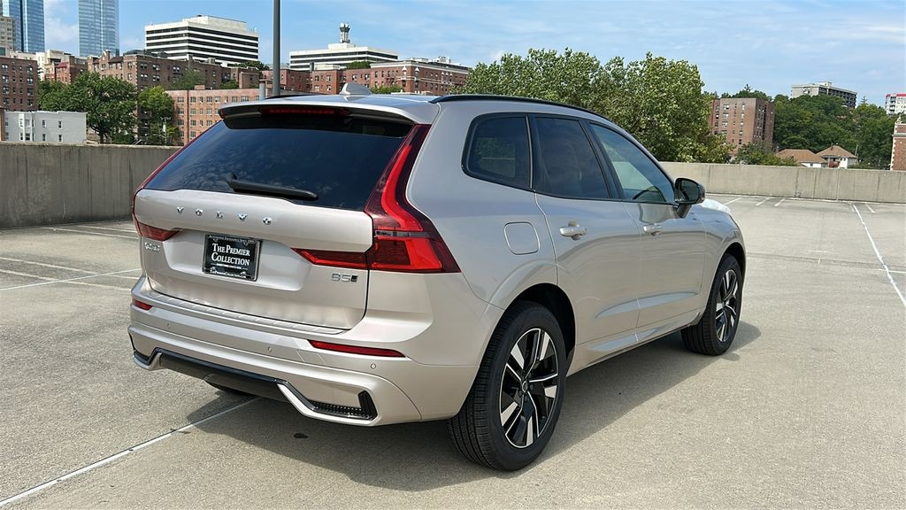 New 2027 Volvo XC60 B5 Core SUV