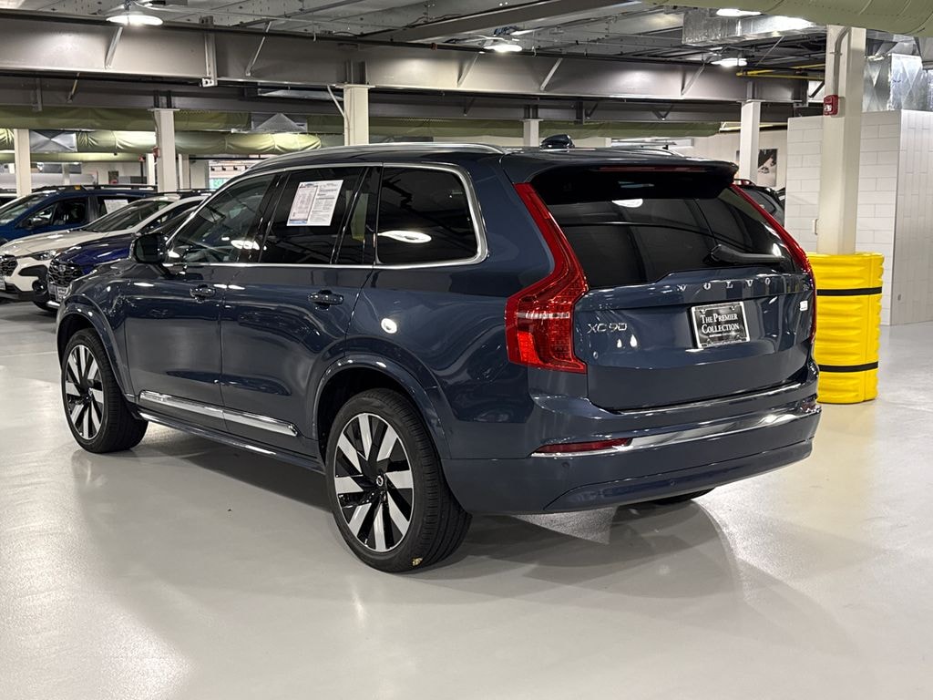 Certified 2024 Volvo XC90 plug-in hybrid T8 Plus Bright 7-Seater SUV