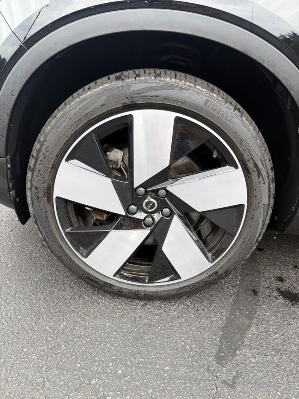 Used 2023 Volvo C40 Recharge Pure Electric Twin Ultimate SUV