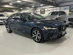 2024 Volvo S60 B5 Plus Dark Sedan
