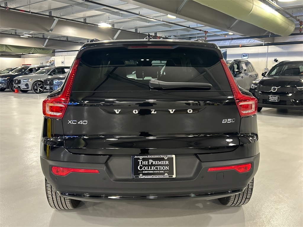 Used 2026 Volvo XC40 B5 Plus SUV