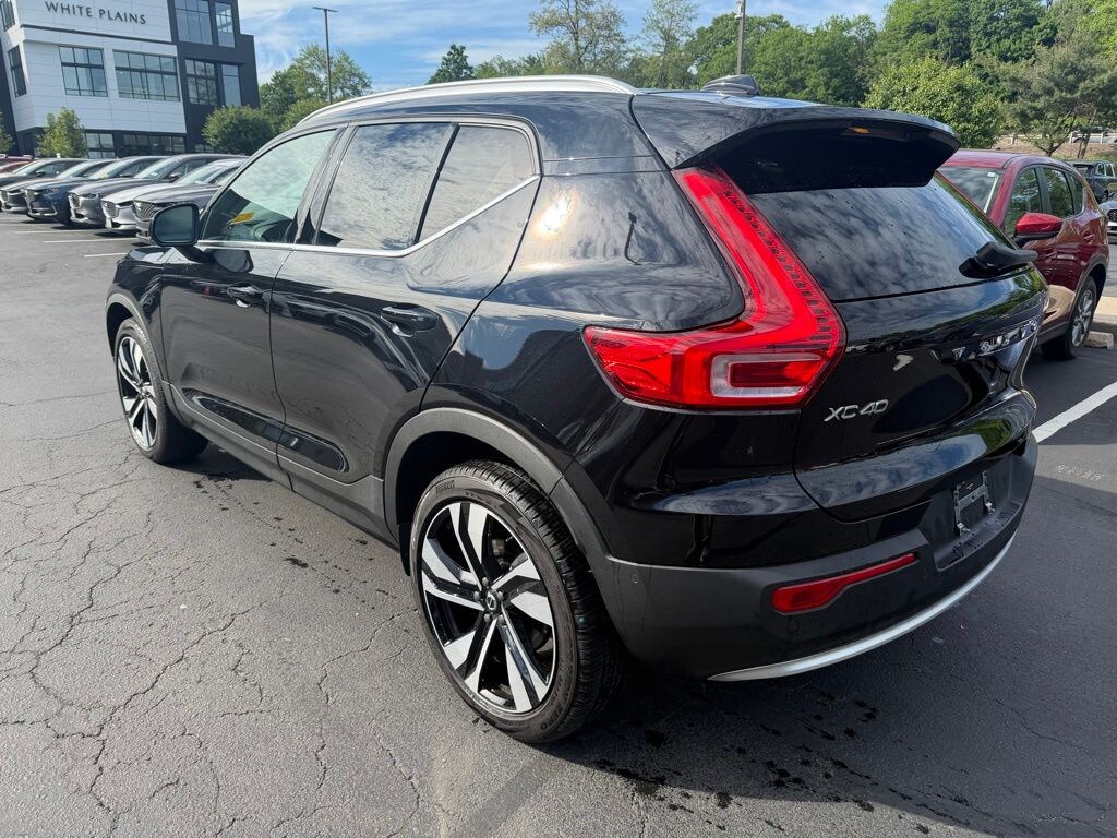 Used 2025 Volvo XC40 B5 Plus Bright Theme SUV