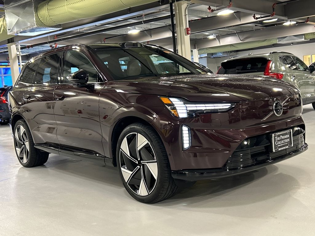 Certified 2025 Volvo EX90 Twin Motor Performance Ultra 6-Seater SUV
