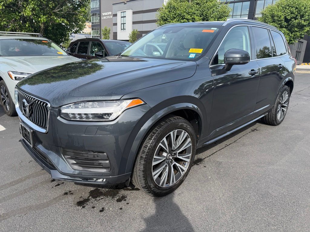 2021 Volvo XC90 T5 Momentum AWD's photo